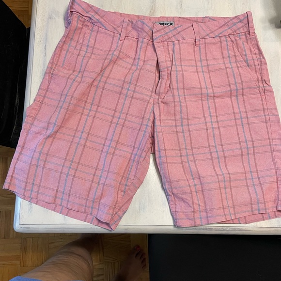 Mens shorts - fully lined - great condition - Picture 3 of 4